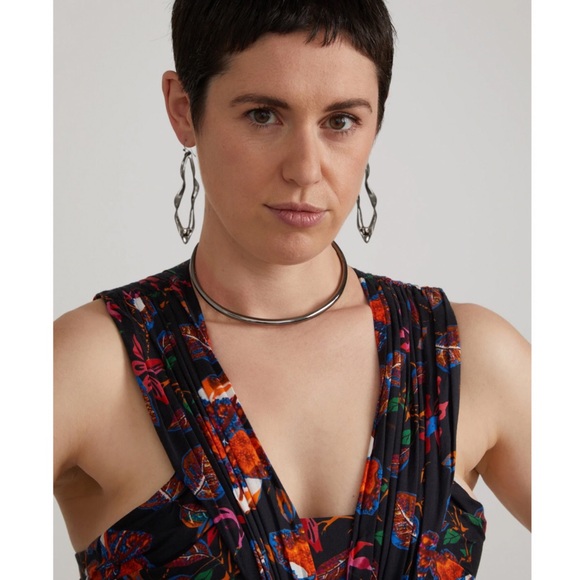 ALEXIS BITTAR • Gunmetal Crumpled Linear Hoop Earrings - Picture 2 of 4